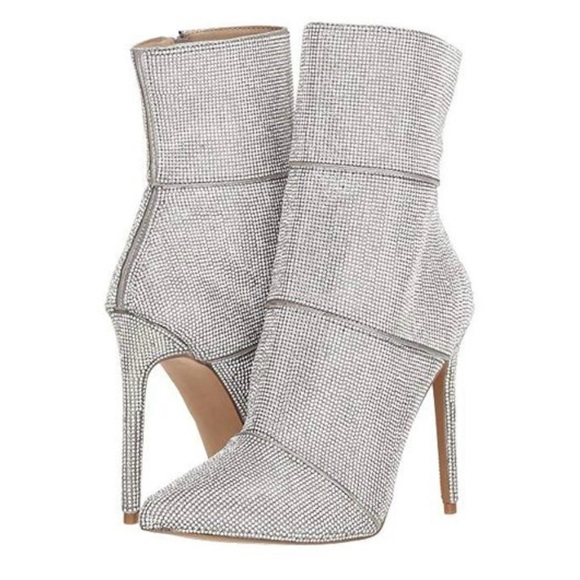 Steve Madden Winona Rhinestone Silver Ankle Boots Elegant and